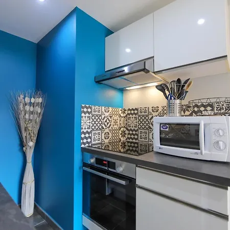 Apartament A L'aventure ! Joli T2 Avec Balcon Centre Annecy